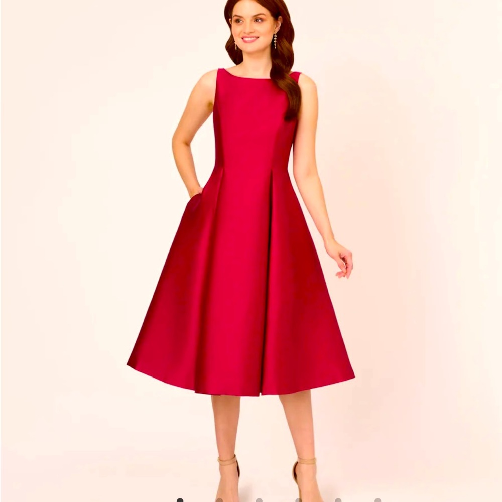 SLEEVELESS MIKADO FIT AND FLARE MIDI DRESS WITH V-BACK IN RED PLUM